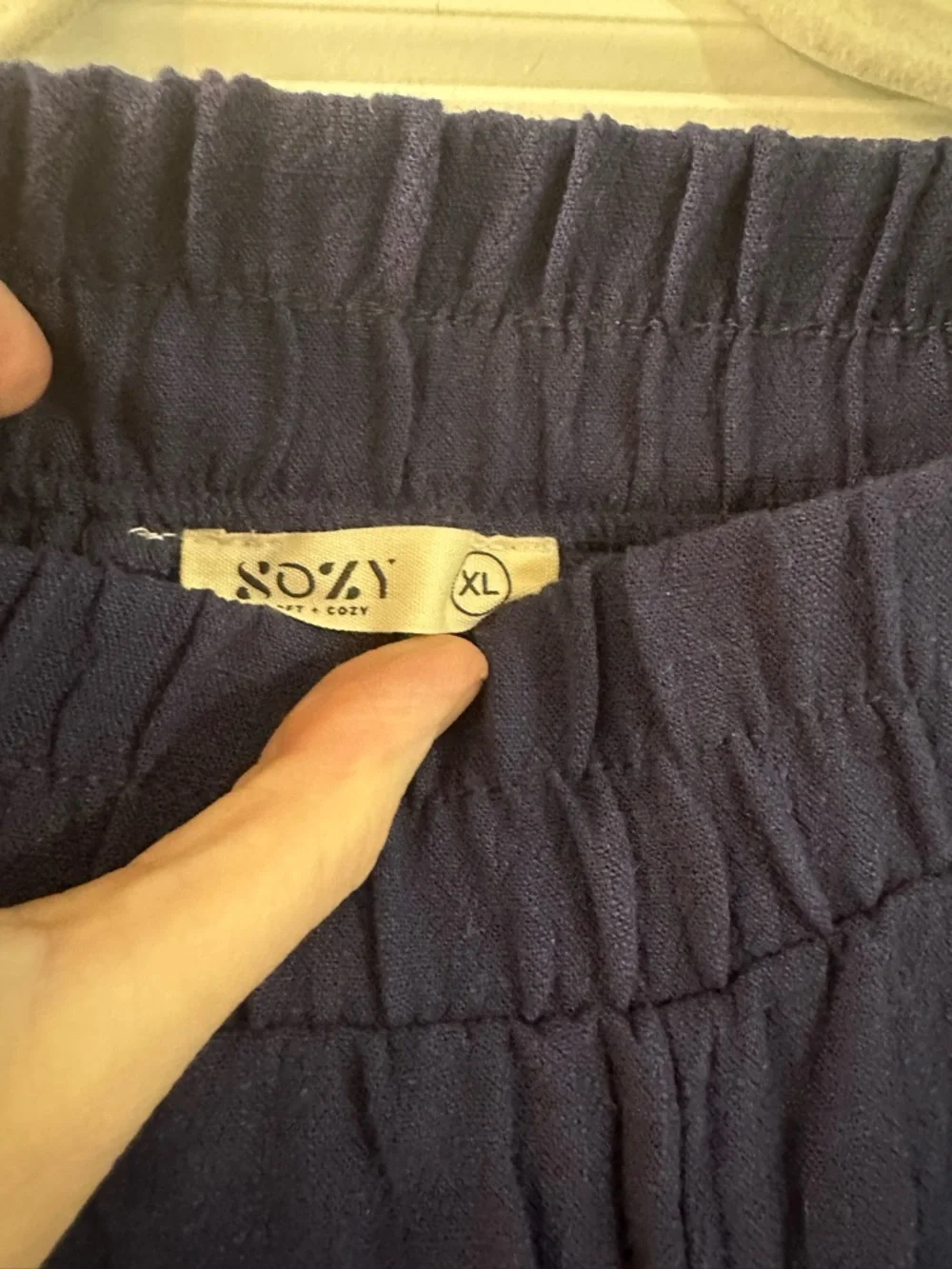 Sozy Wide-Leg Navy Clementine High-Slit Pants — Women - Picture 4 of 4